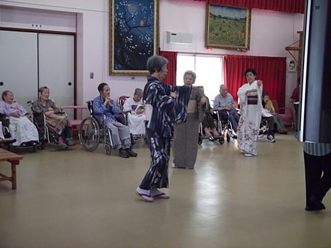 民踊教室